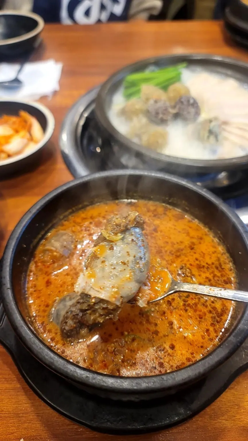 Plump sundae pieces inside the soup