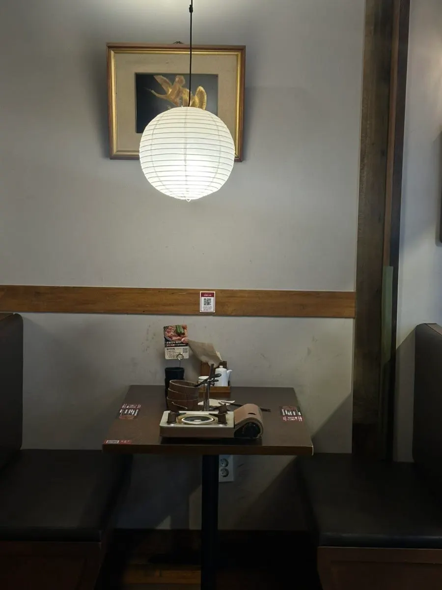 Interior of Horanggul Bangi Branch with Japanese-style decor items