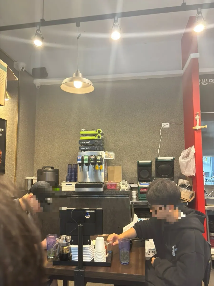 짬뽕관 서울방이점 셀프 음료 코너