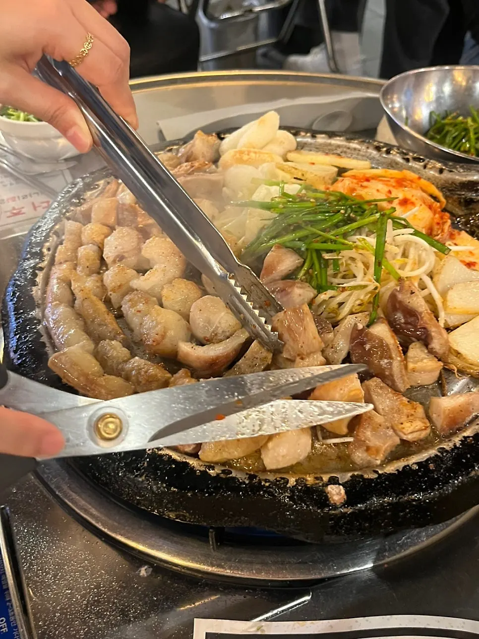 노릇하게 구워진 한우 대창