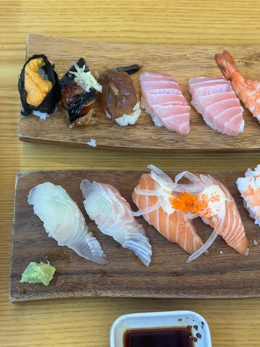 Close-up of the special sushi, shot 1
