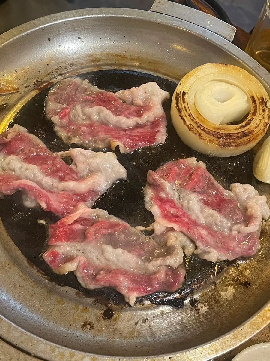 Plate of raw Korean beef brisket before grilling
