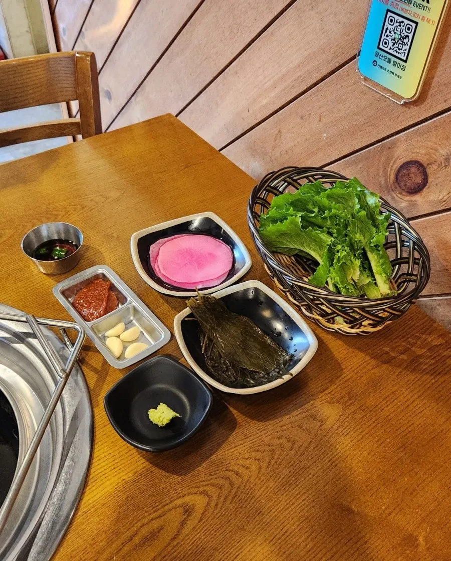 선홍빛 마블링의 눈꽃갈비