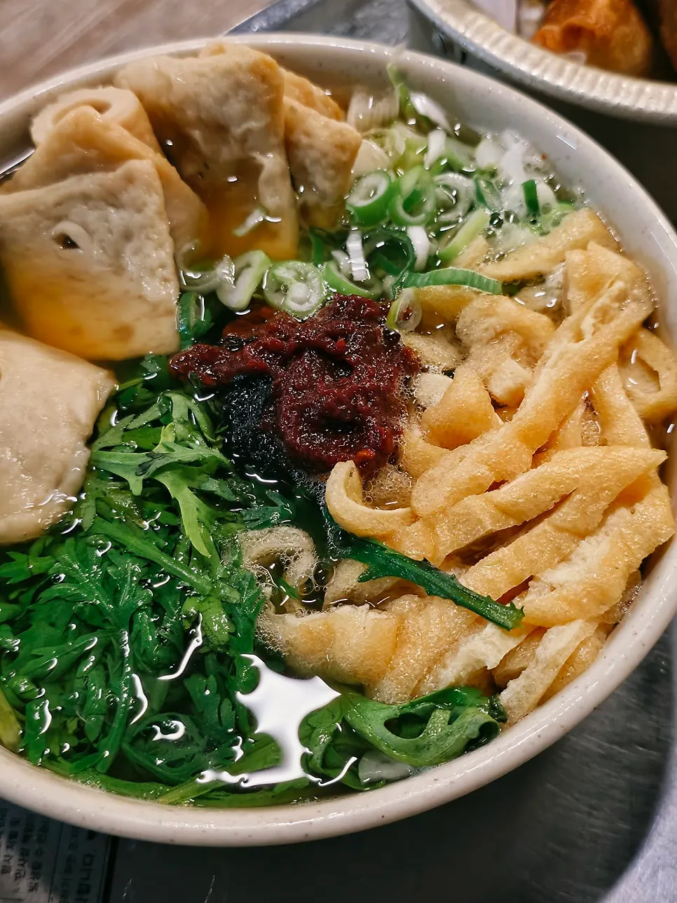 Kkang Udong fish cake udon table setting