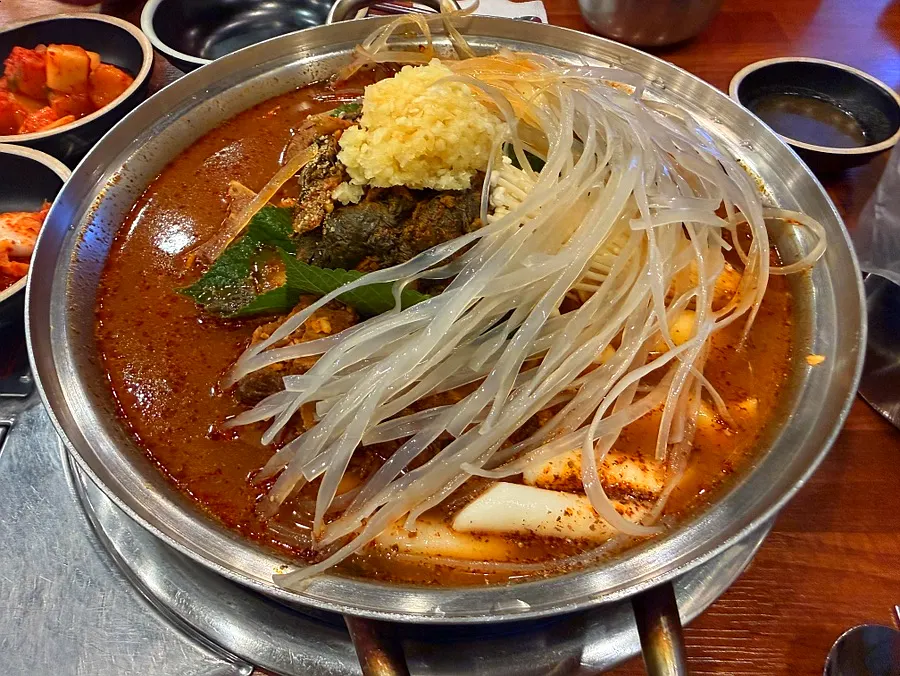 방이동 보승회관 외관