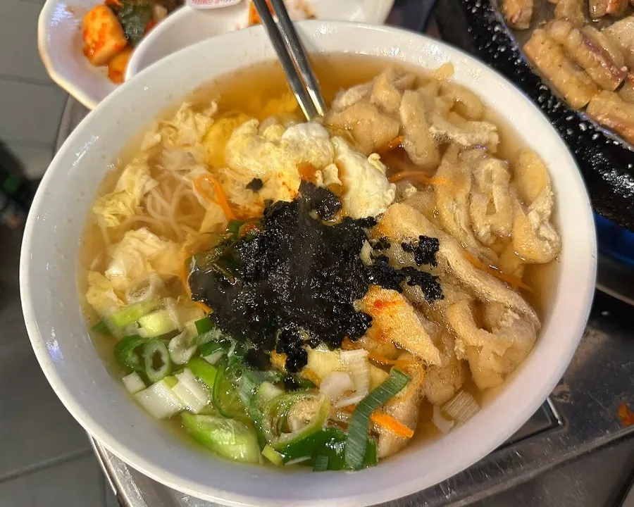 真诚韩牛牛肠鳀鱼汤面照片
