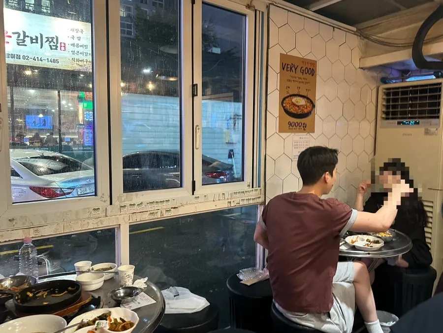 真诚韩牛牛肠舒适店内氛围照片