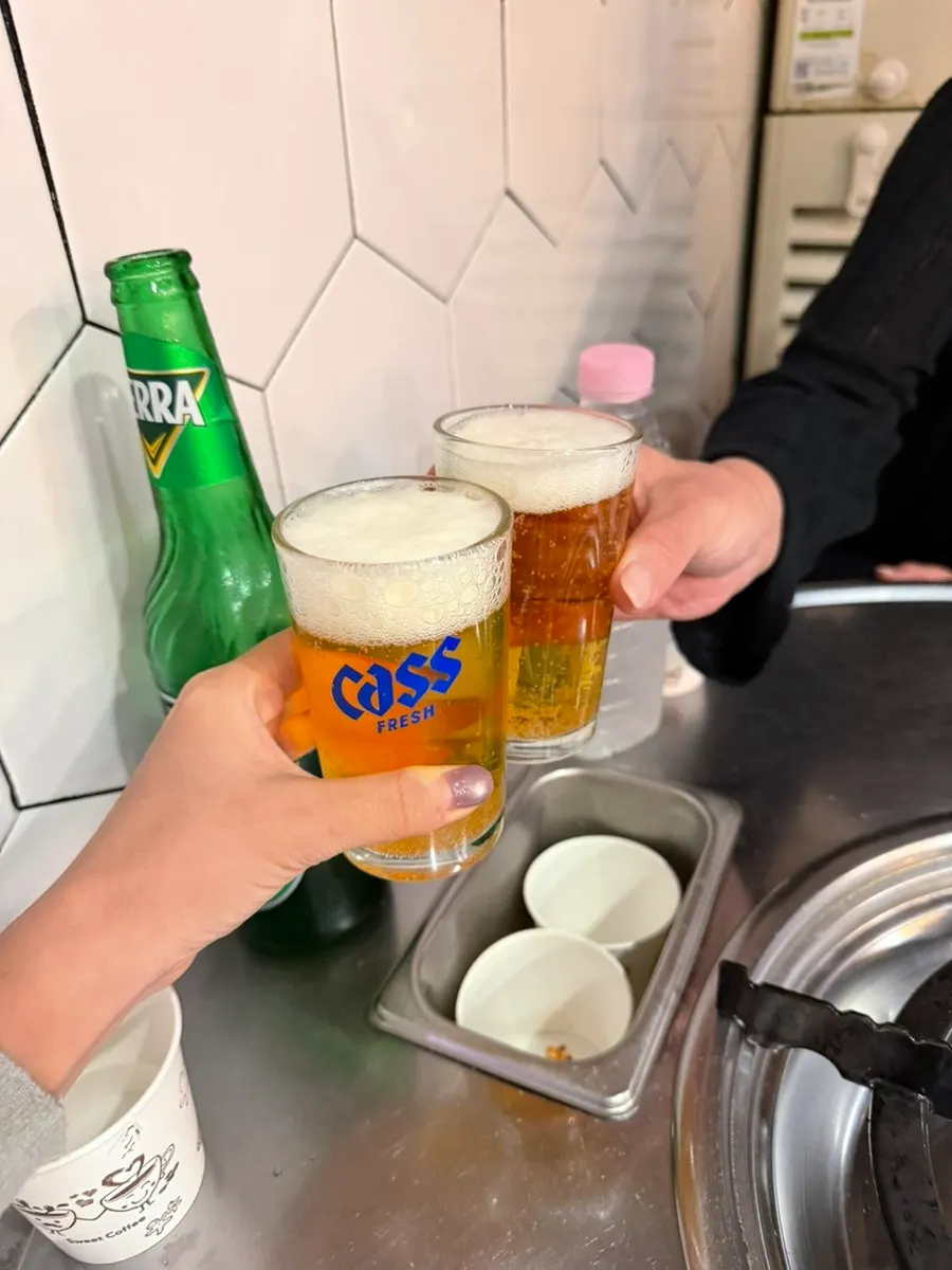 곱창 나오기 전 시원한 맥주
