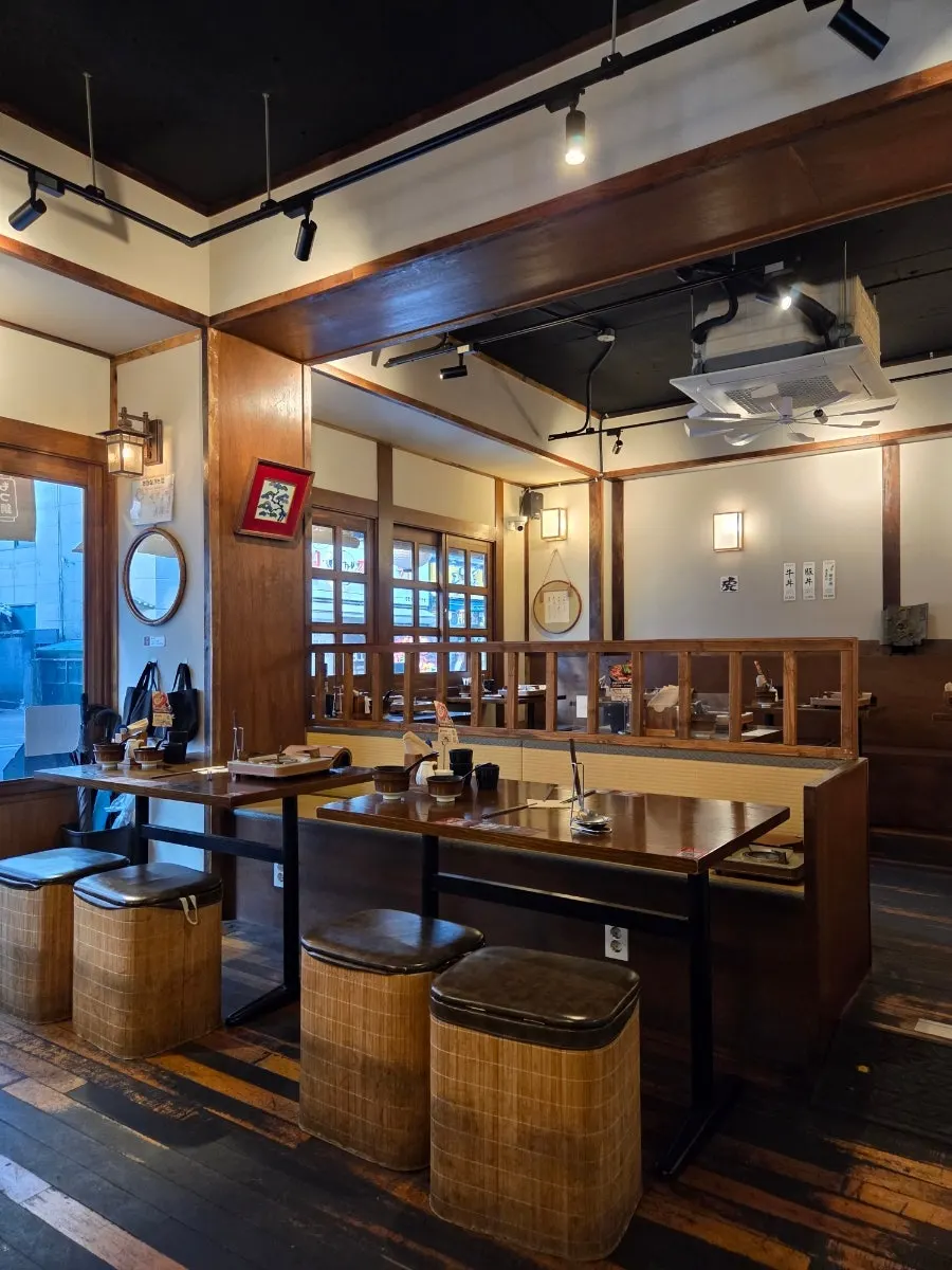 Wood-toned interior of Horanggul Bangi Branch