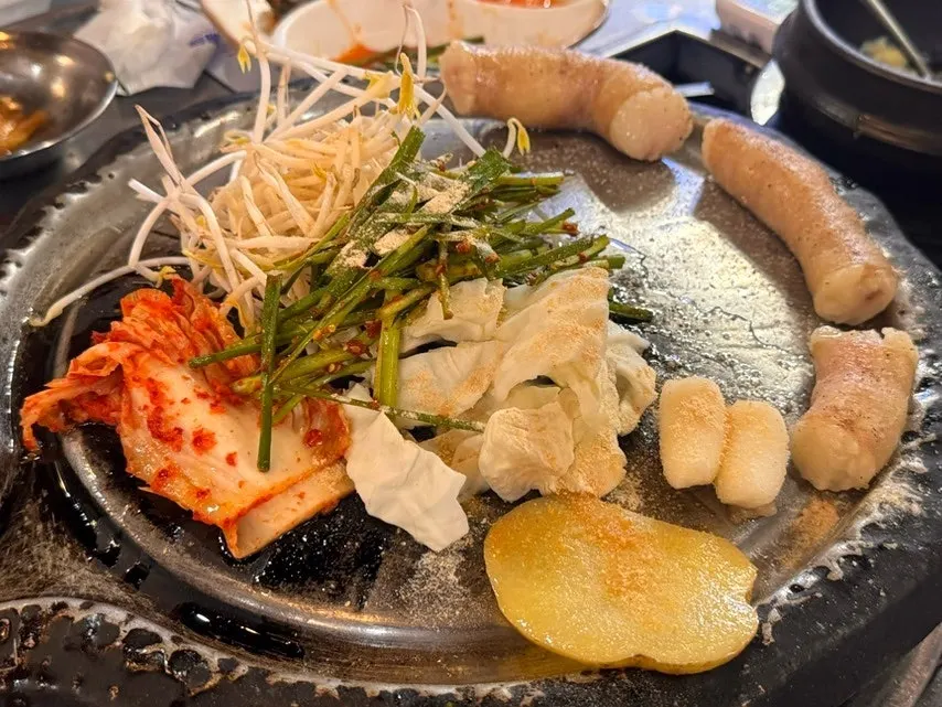 Extra order of beef daechang