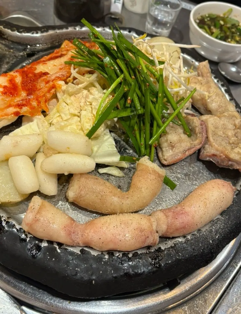 Additional order of beef makchang and beef daechang