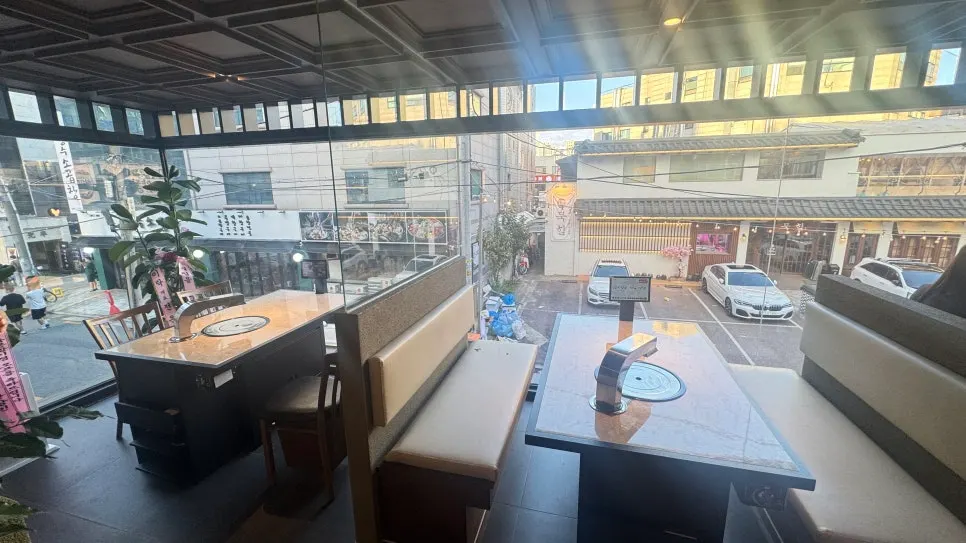 Gathering space at Yukmong Bangi Direct Branch