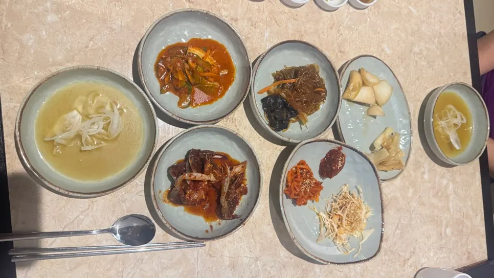 Basic side dishes before ordering meat