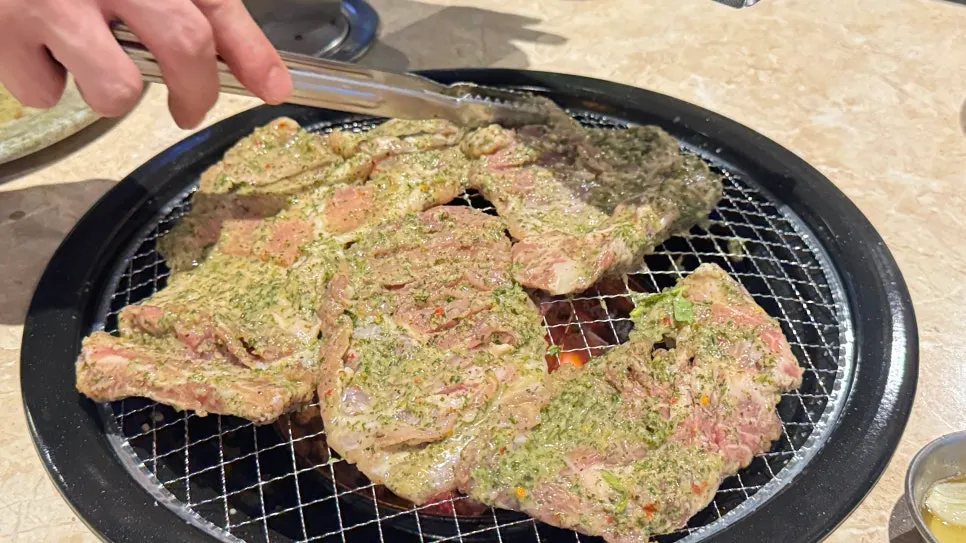 Yukmong Shrek Galbi