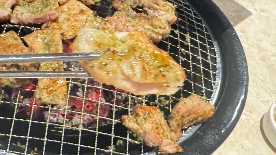 Sweetly marinated matcha-and-minari galbi