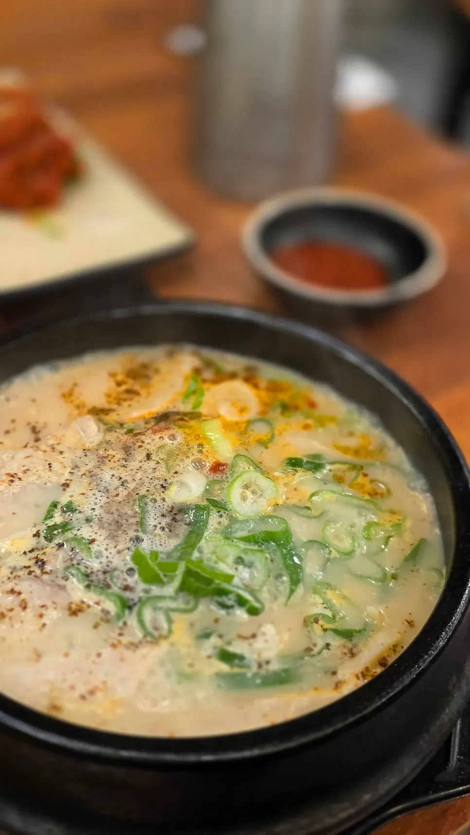 Bubbling pork jowl suyuk gukbap
