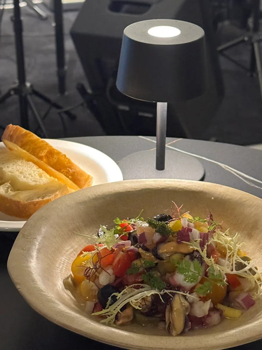 Tablet menu with food photos