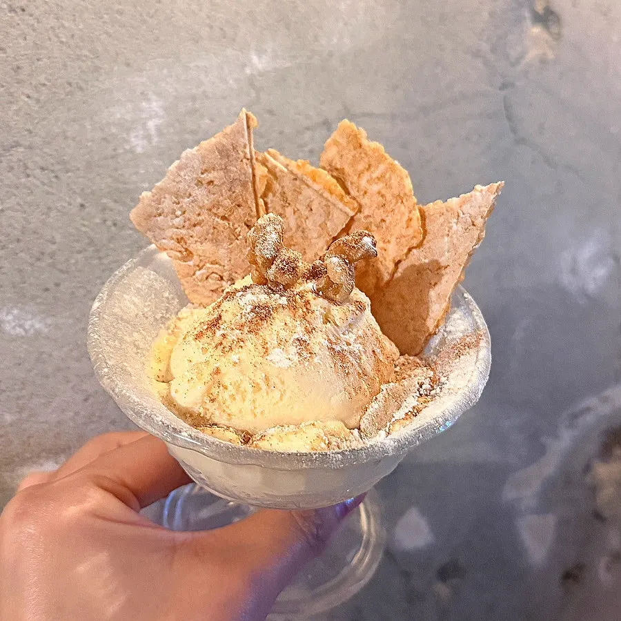 Nurungji ice cream dessert