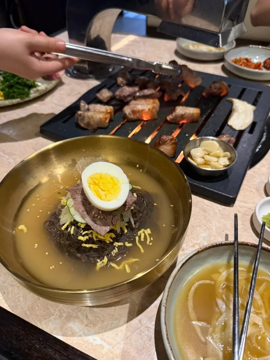 Juicy Korean pork galbi samgyeop