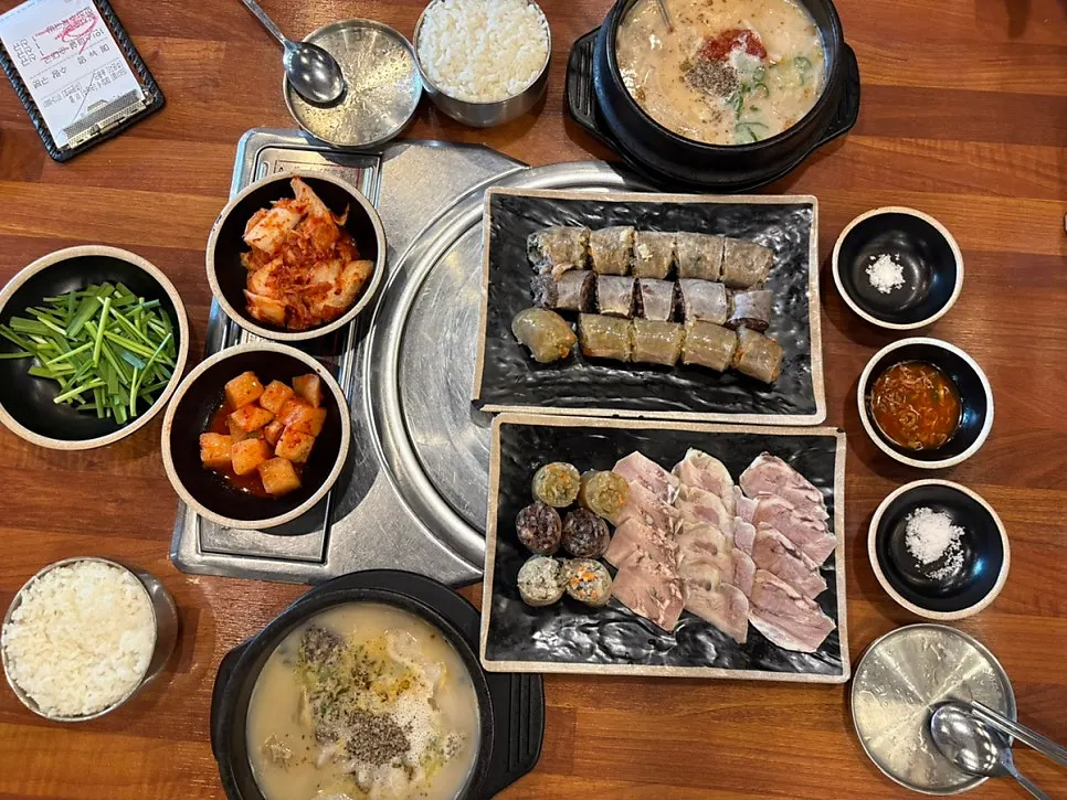 Ordered gukbap and plate sundae