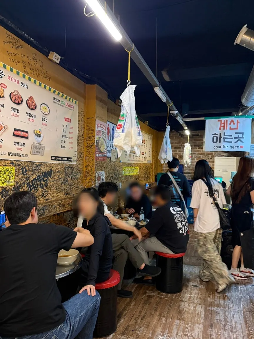 屋台風の雰囲気のカンウドン松坡方異洞店