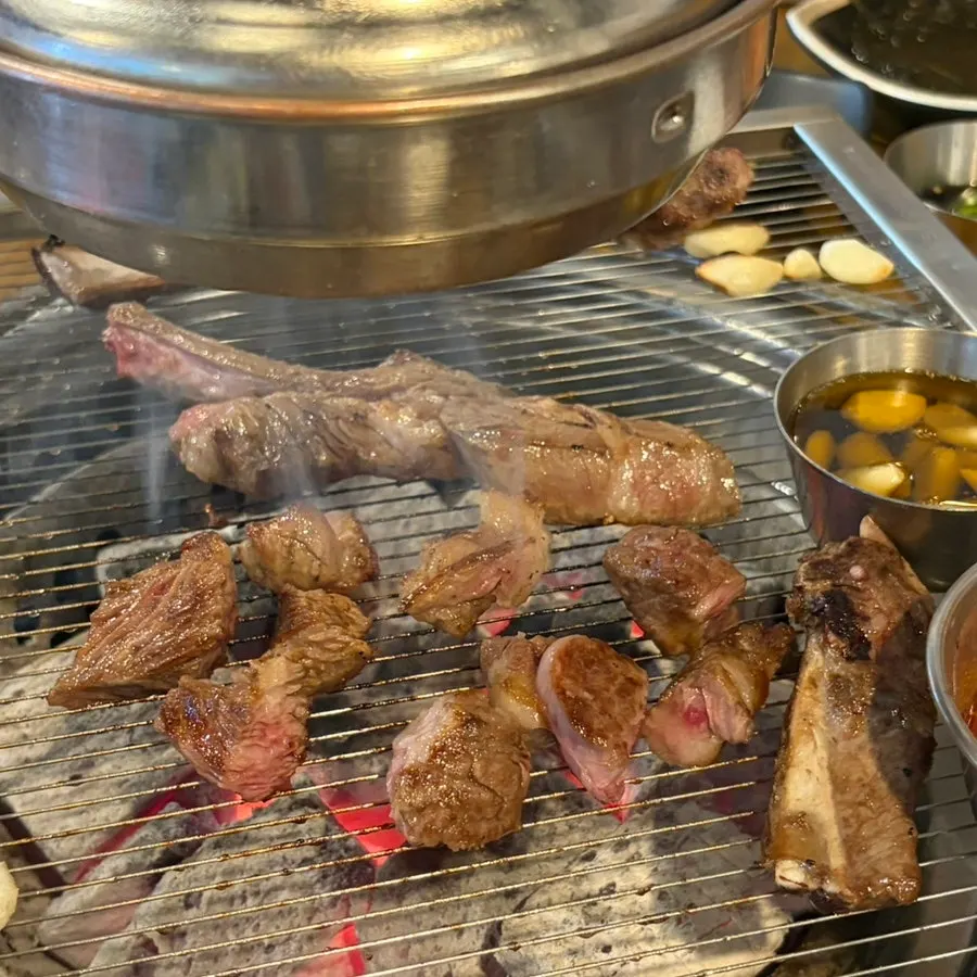 Photo after the explanation of how to grill the meat