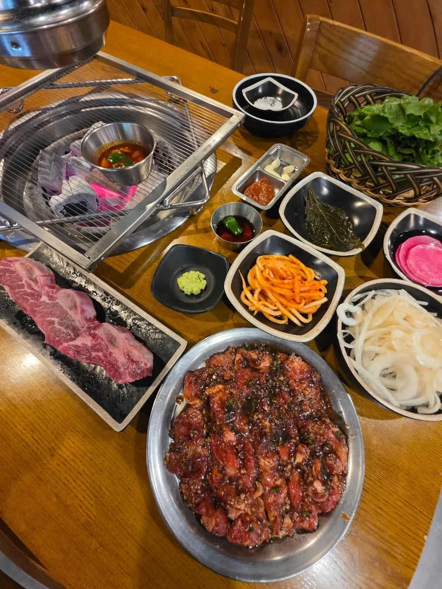 Side dishes served with the meat