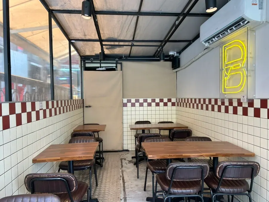 Store seating good for 2 to 4 people