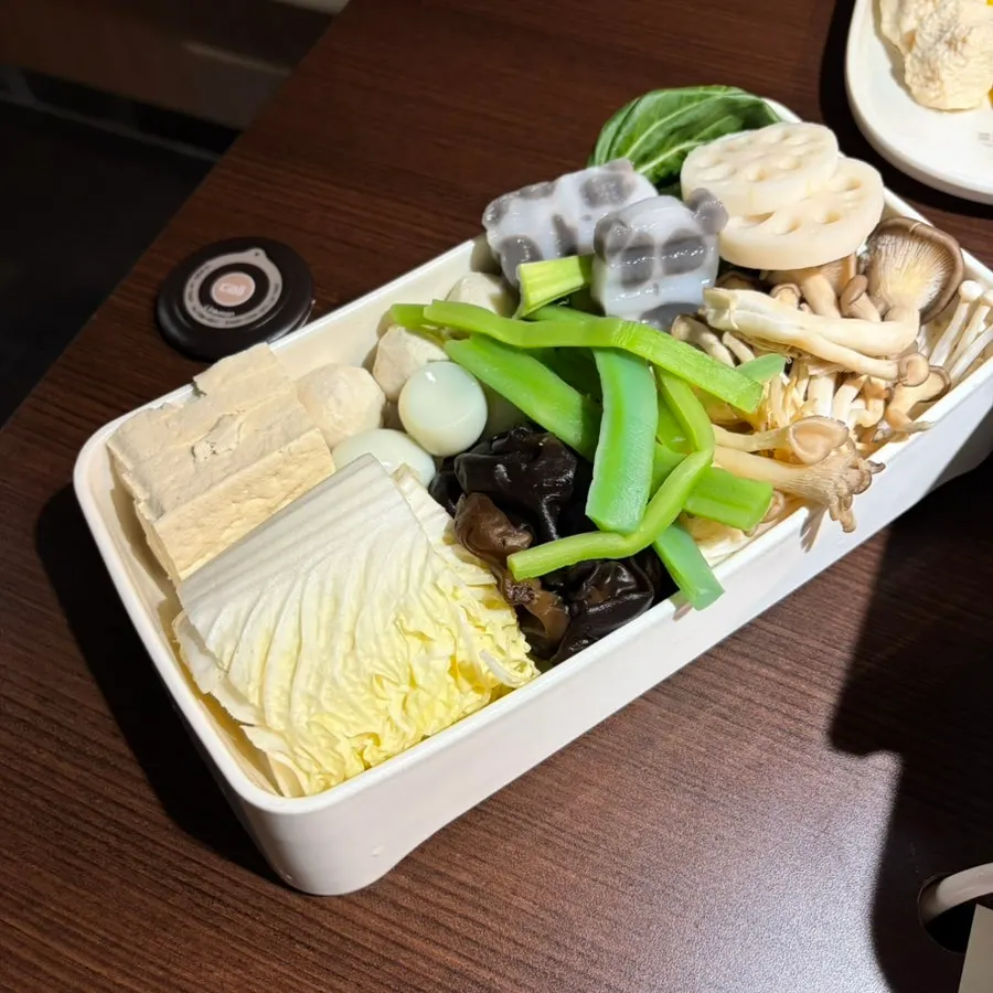 야채버섯모둠사리를 넣은 마라 카오위