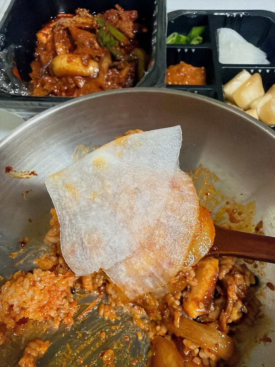 밥에 비벼 먹는 오제볶음