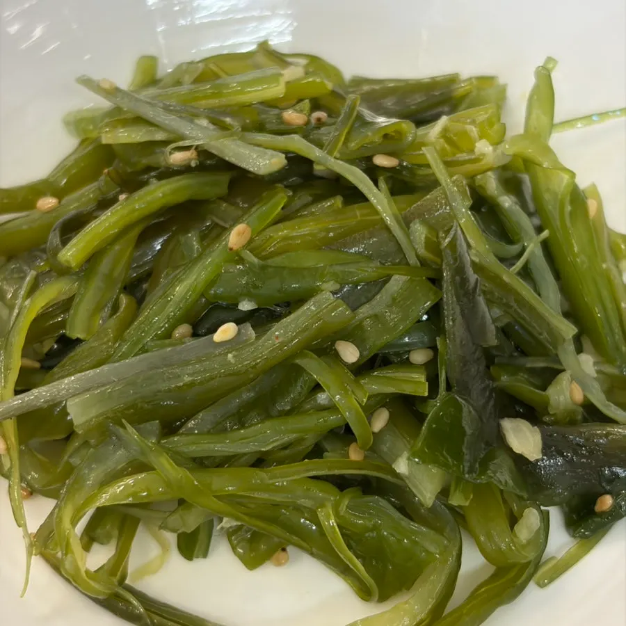 Close-up of marinated buja seokgalbi