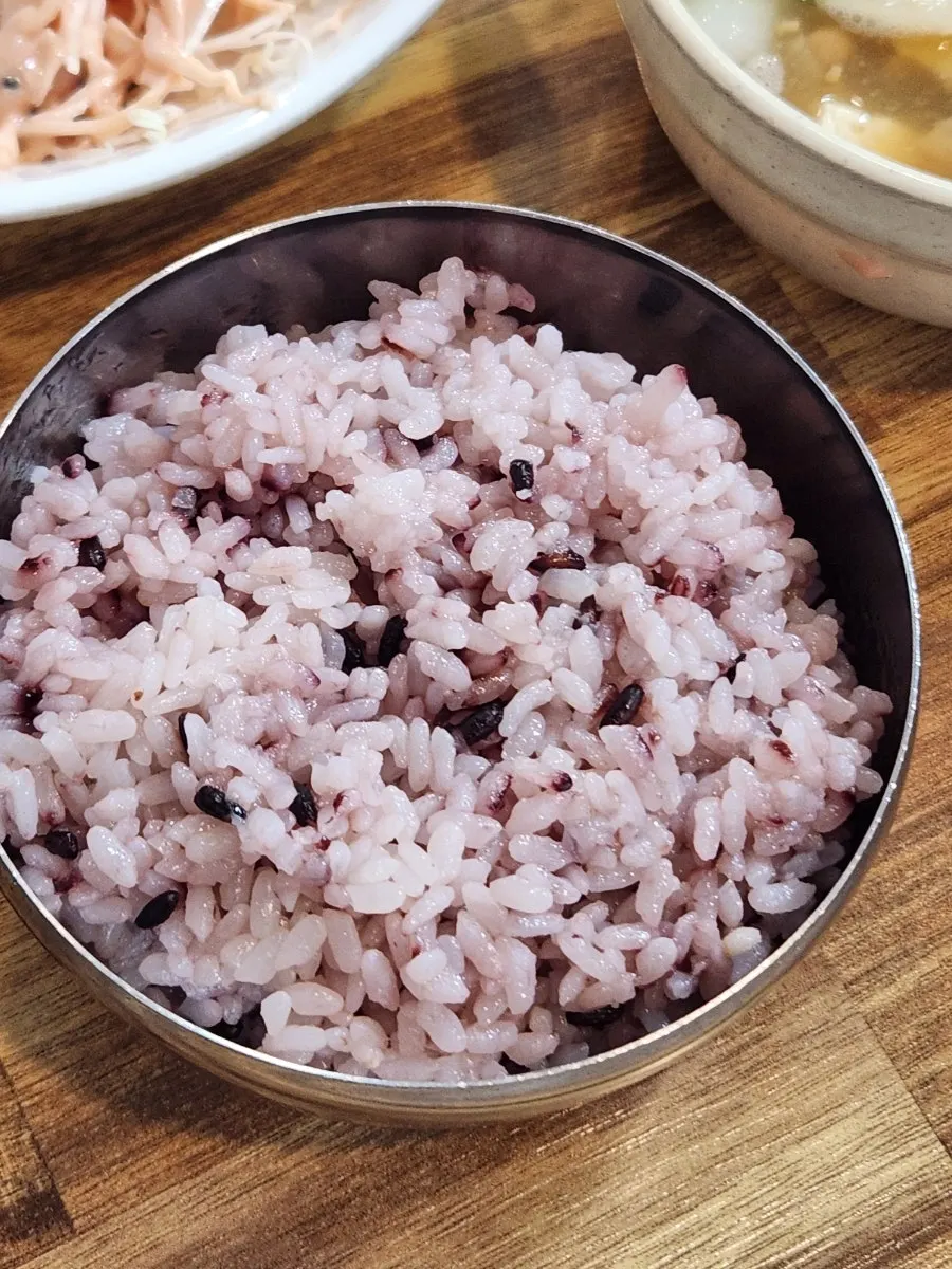 Plate of ssamjang and wrap vegetables