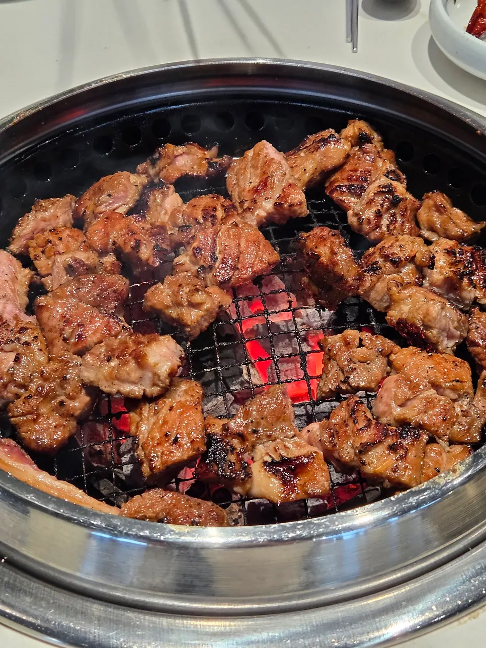 구워지는 한돈 돼지갈비