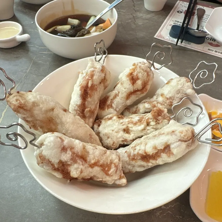 Baoro China's raw sirloin skewer sweet and sour pork