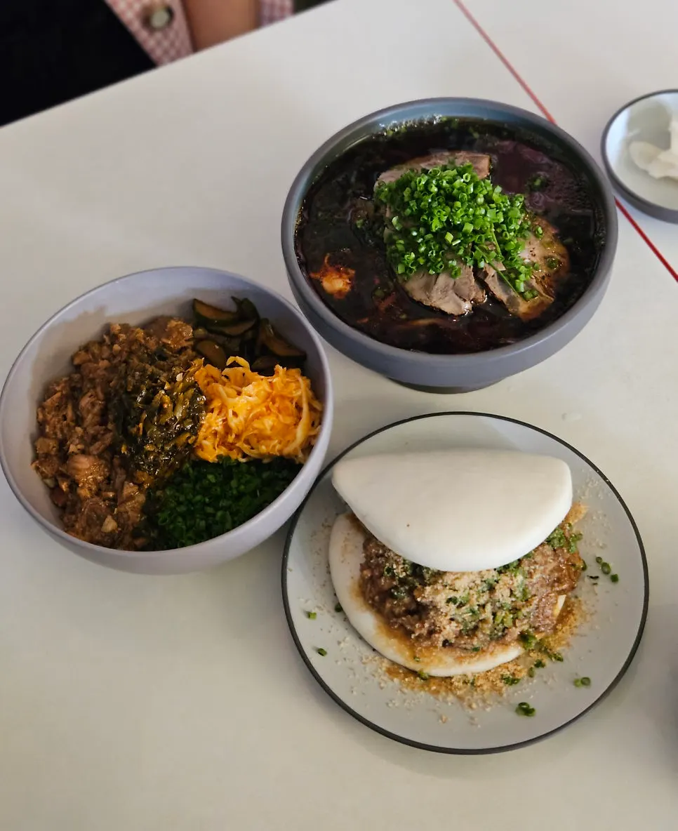 Atmosphere suited to a Seongsu date course