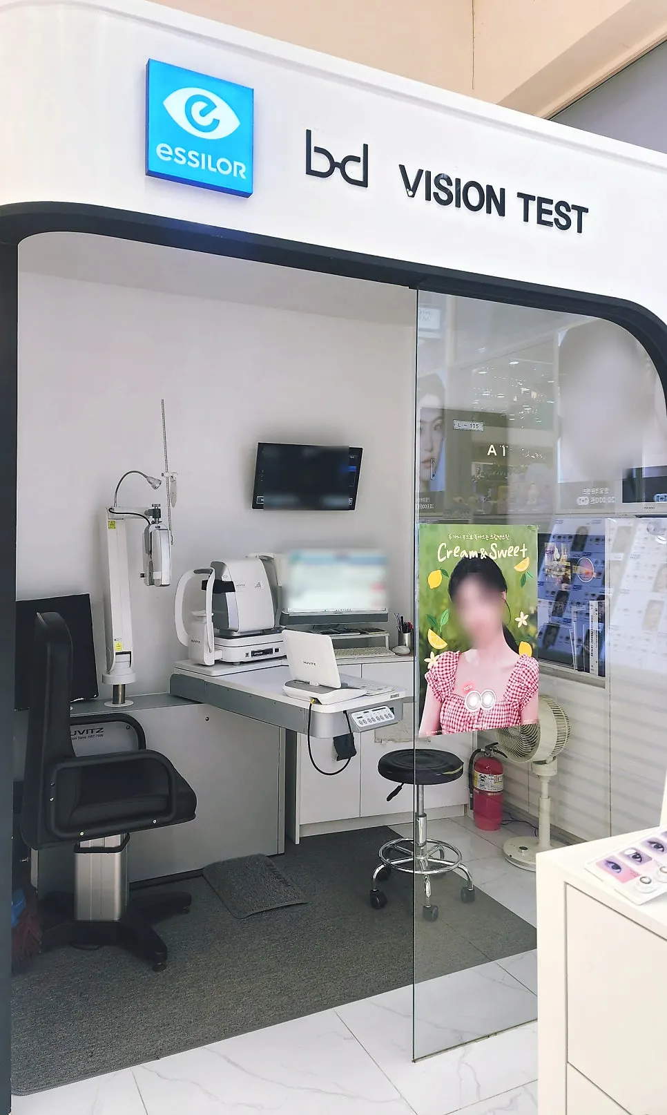 Precision eye exam room with the latest equipment