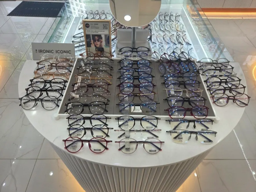 Interior view of the Barabon Glasses Ilgwang New City Branch display area