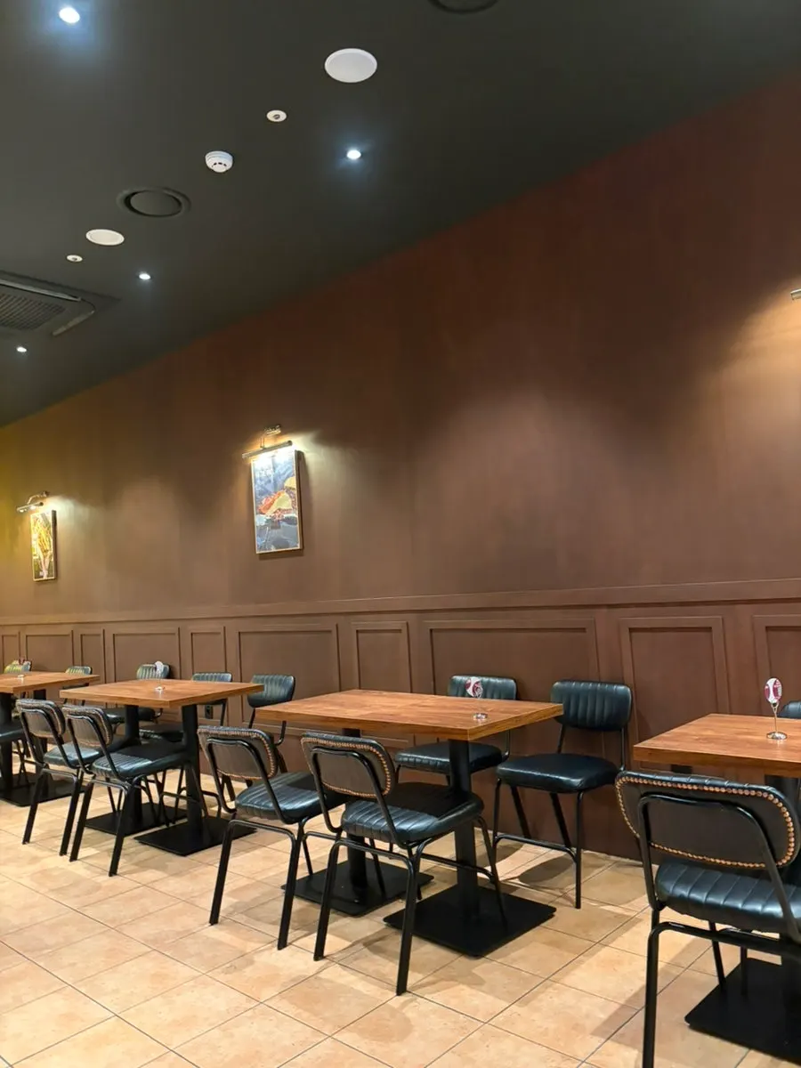 Interior view of Base Burger Gwanggyo Avenue France Branch