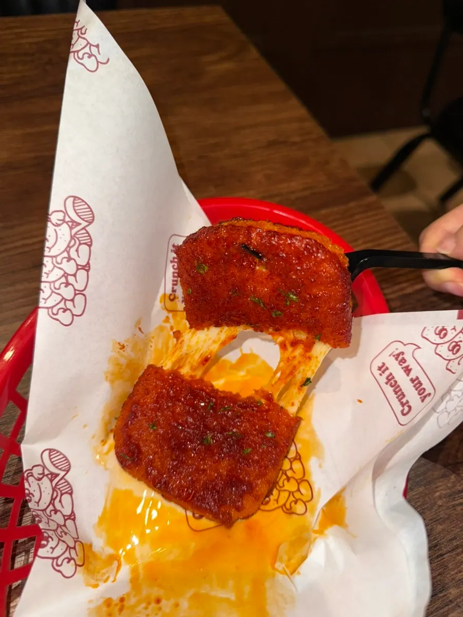 바스버거 칠리모짜치즈바 사이드