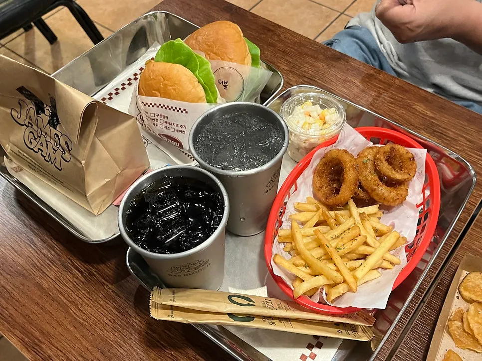 Plate of 5 added onion rings