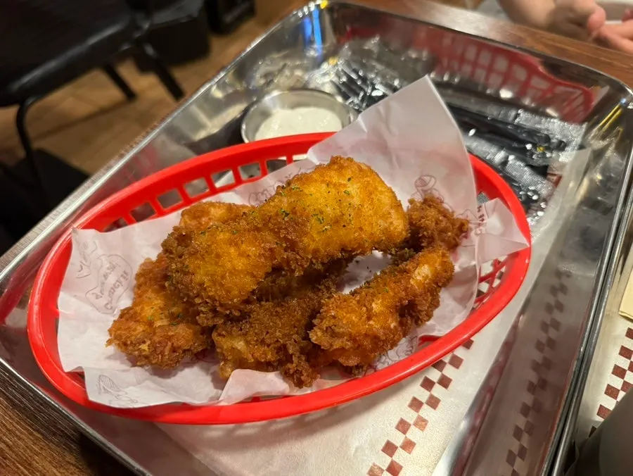4 pieces of crunchy boneless chicken