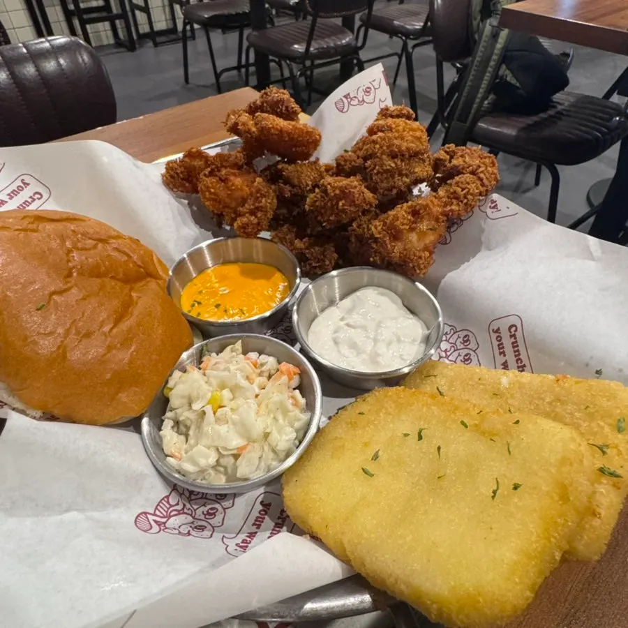 Double Crunch with crunch chicken and morning bread