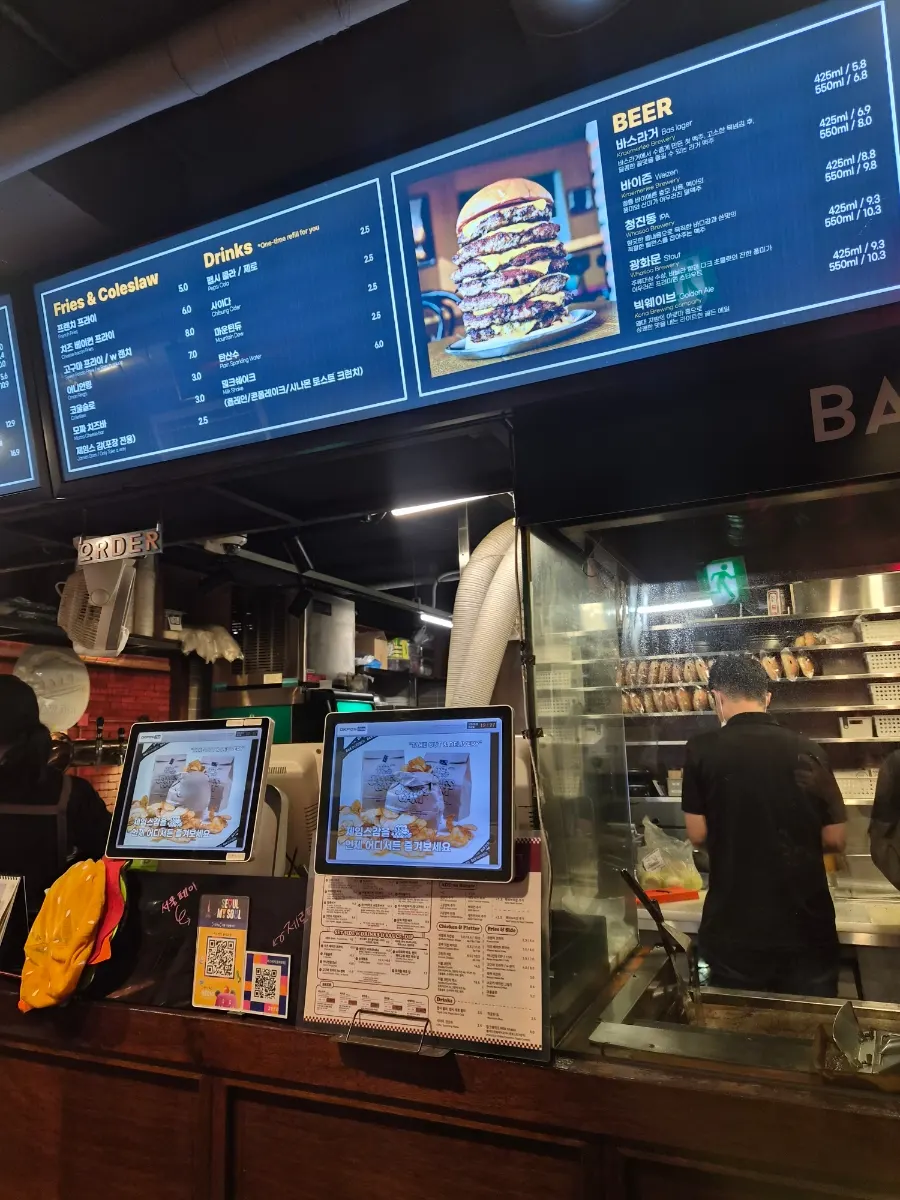 Menu board and prices at BAS Burger Euljiro Branch