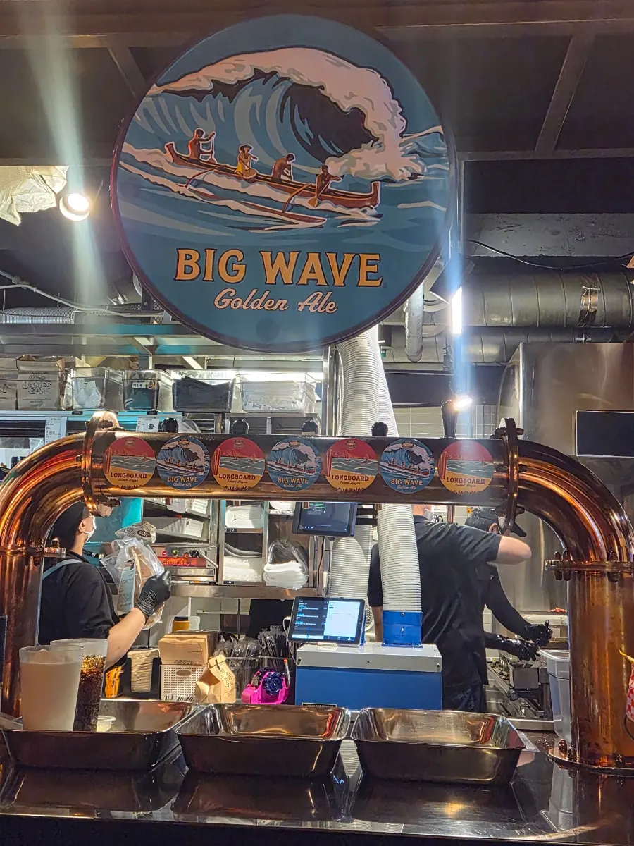 Atmosphere at BAS Burger Euljiro Branch good for a beer
