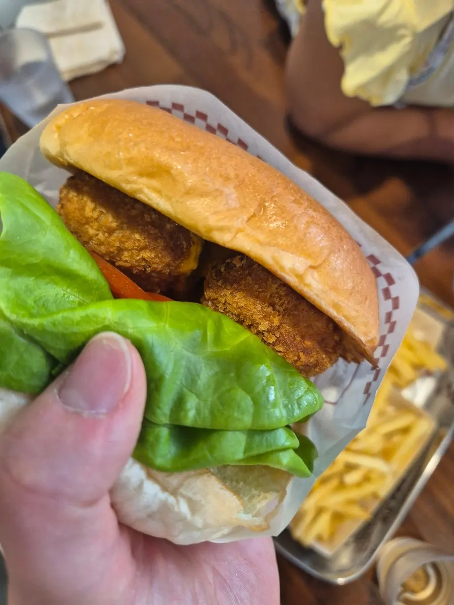 Mozza Chicken Burger with chicken and cheese