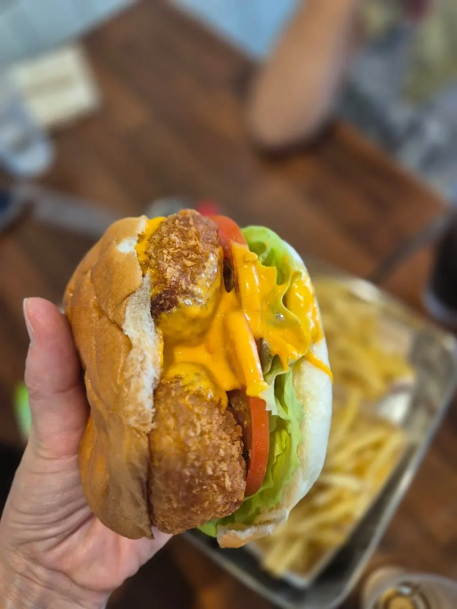 Mozza Chicken Burger Set with a drink