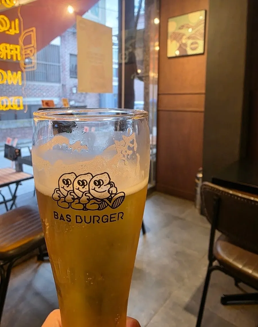 Set beer and refill drink