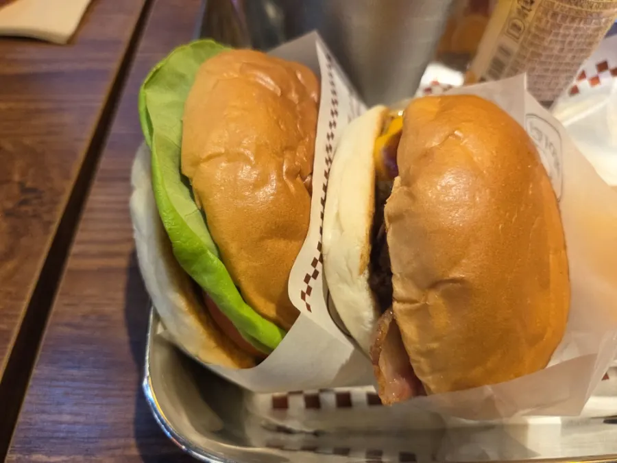 Handmade burger from Bas Burger on the table