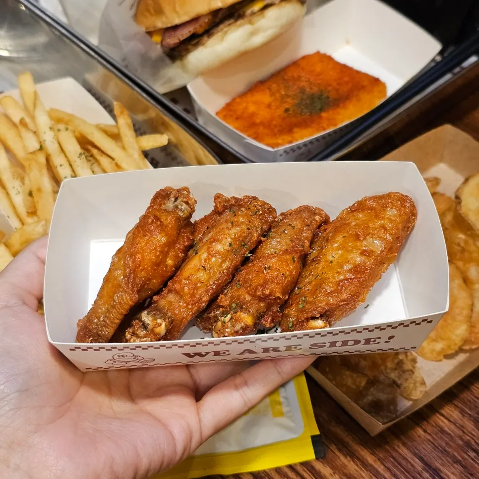 Stretchy mozzarella cheese in the chili mozza cheese bars