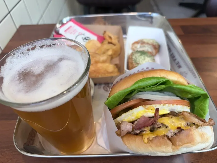 Bas Lager and Mozza Chicken Bite